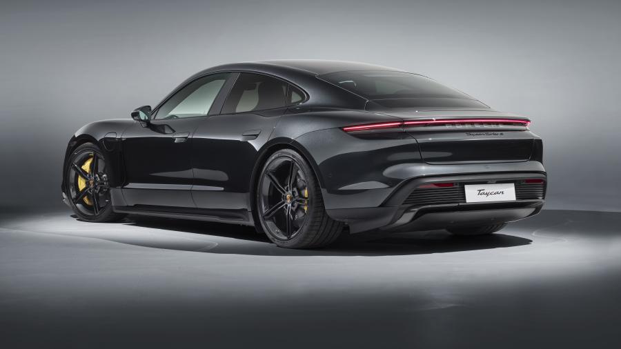  Porsche Taycan Turbo S 2020 года  (AU) (фото 2 из 30)